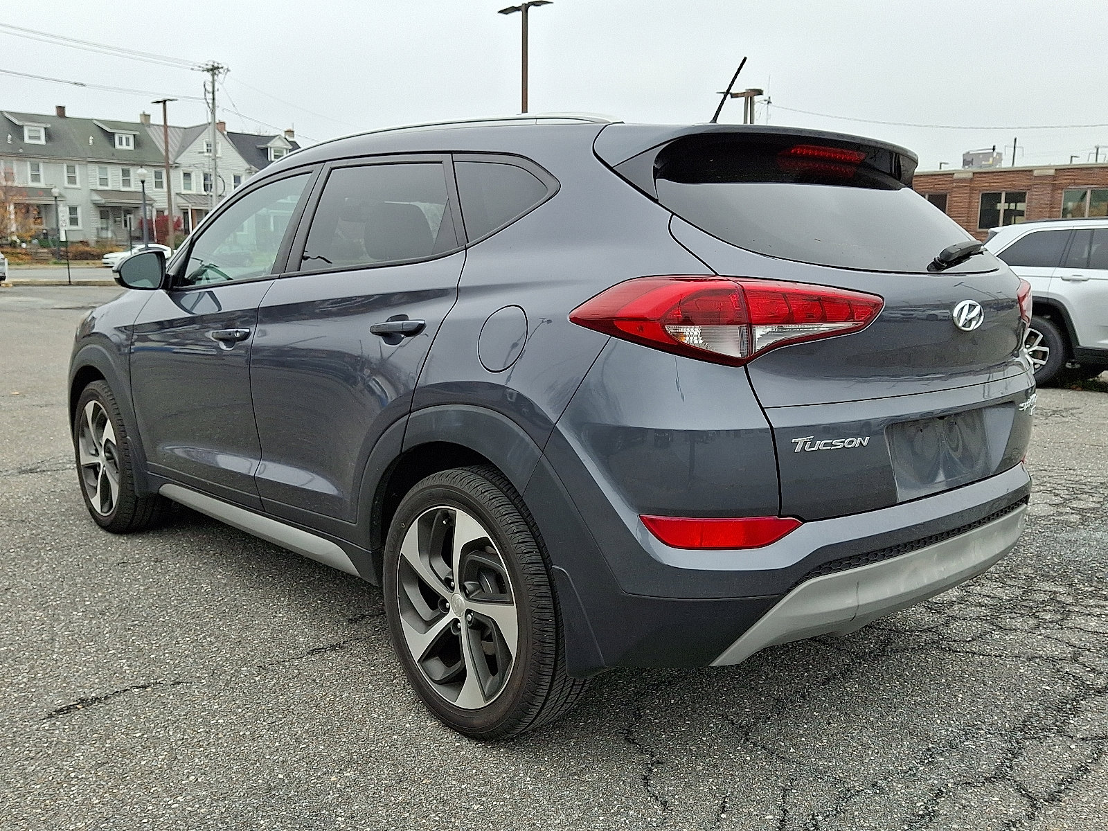 Used 2017 Hyundai Tucson Sport w/ Cargo Package image 5