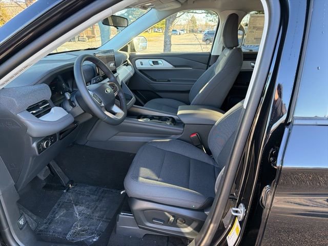 New 2026 Ford Explorer Active image 9