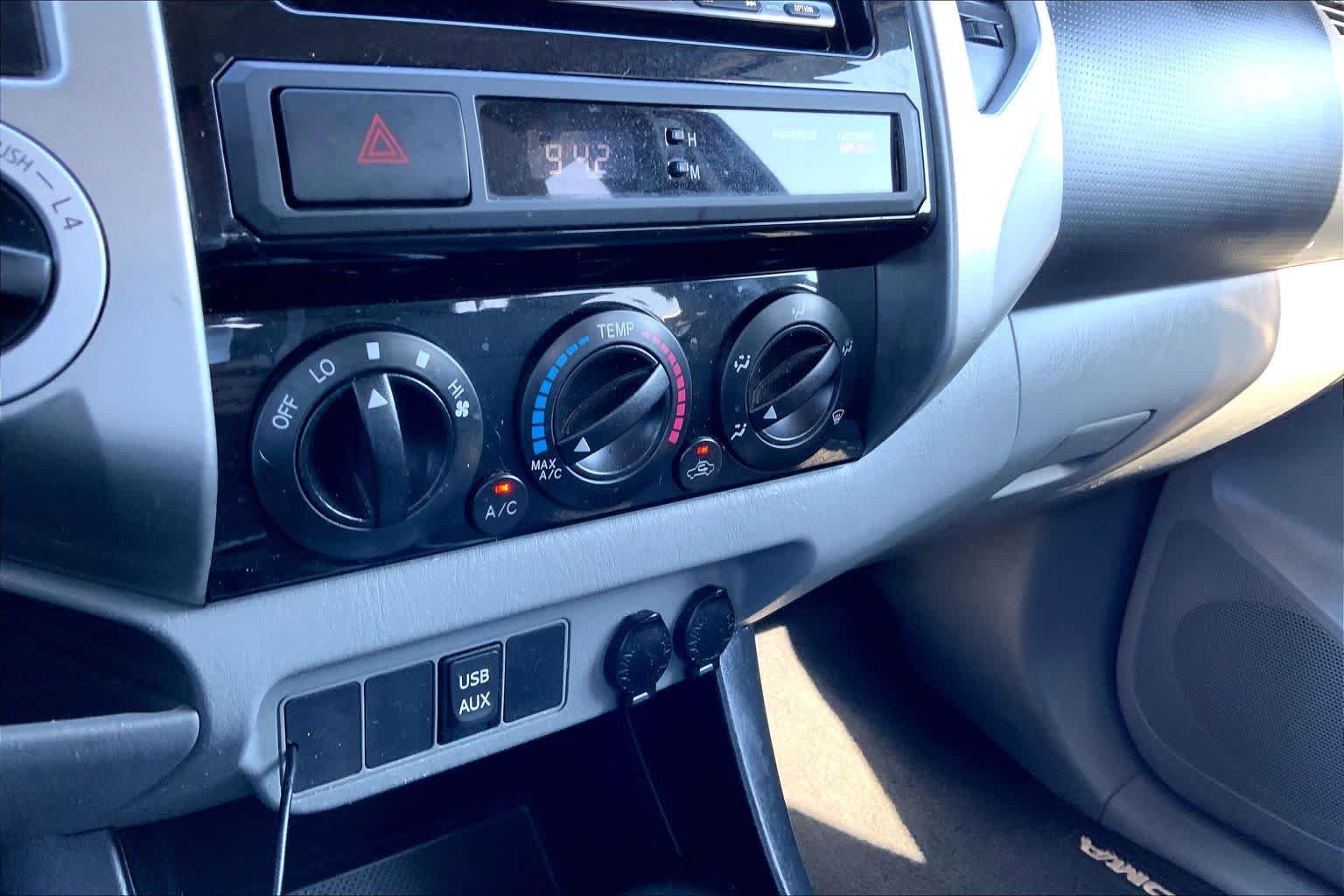 Used 2013 Toyota Tacoma 4x4 Double Cab w/ TRD Sport Pkg image 34
