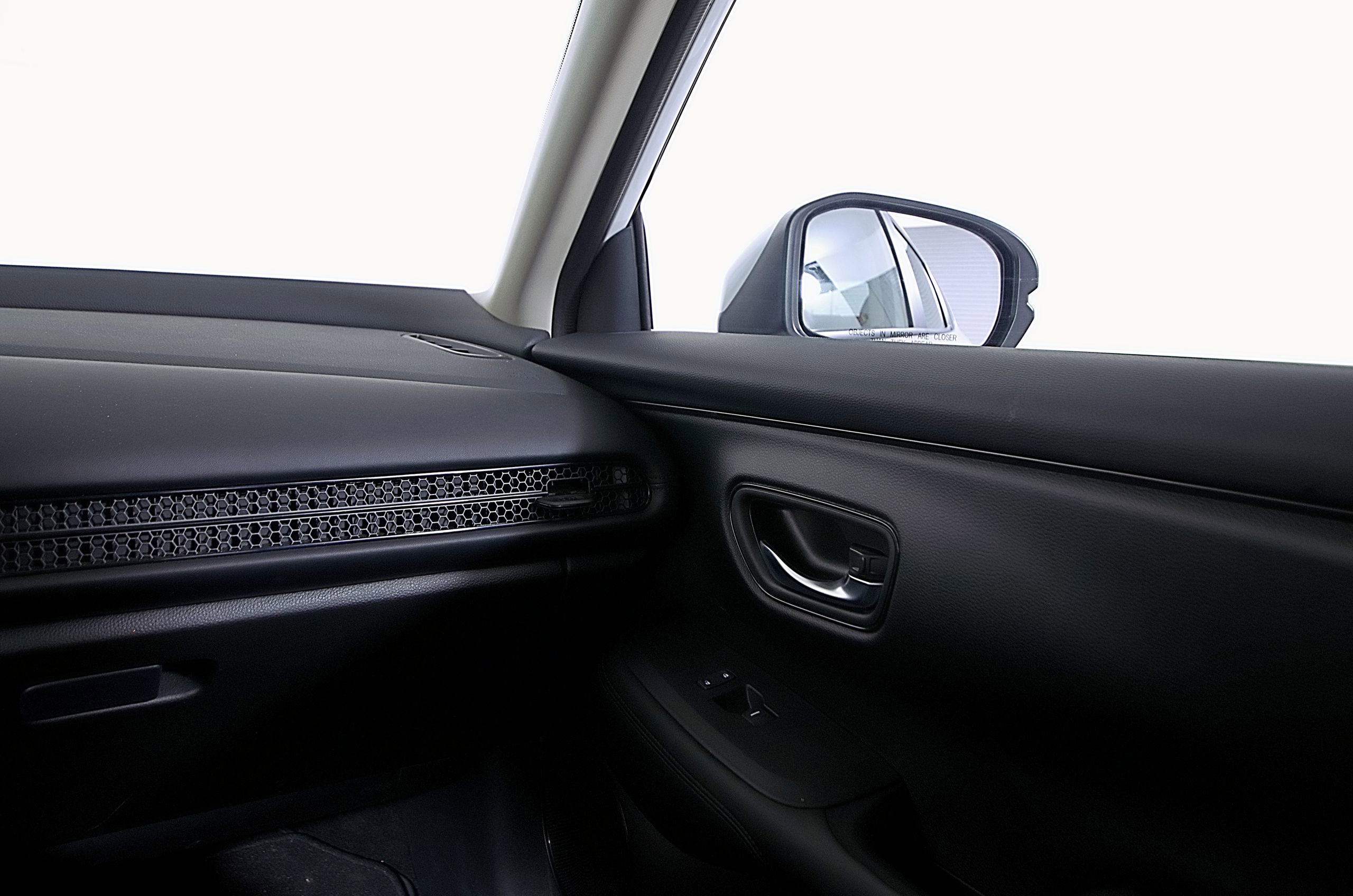 Used 2024 Honda HR-V LX image 18