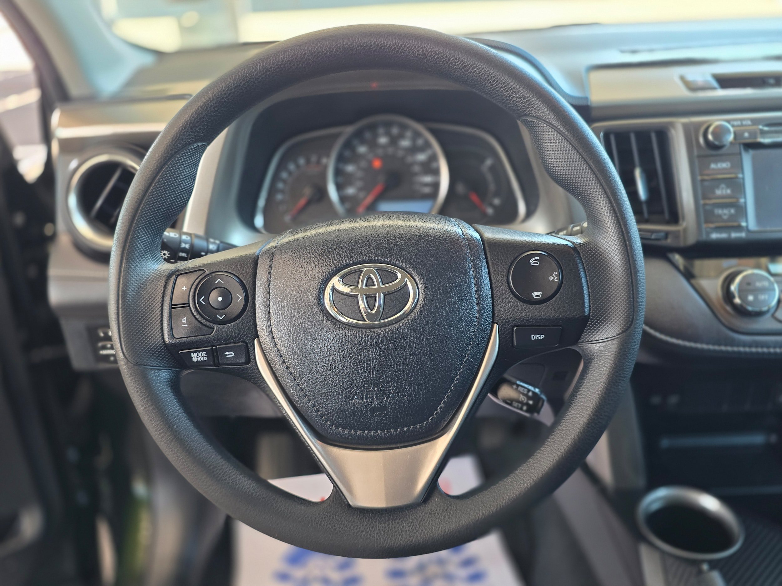 Used 2013 Toyota RAV4 XLE FWD image 16