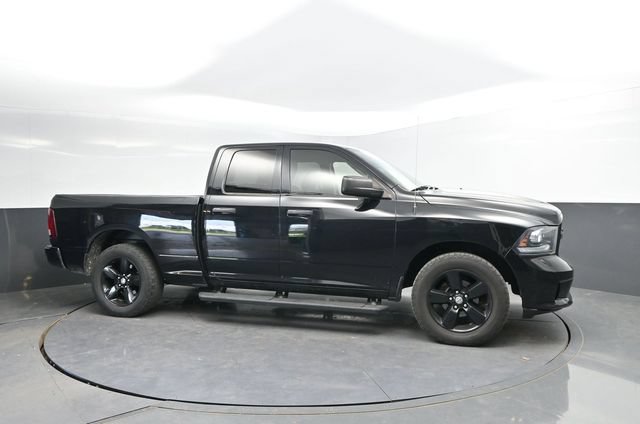 Used 2014 RAM 1500 Express w/ Black Ram 1500 Express Group RWD image 4