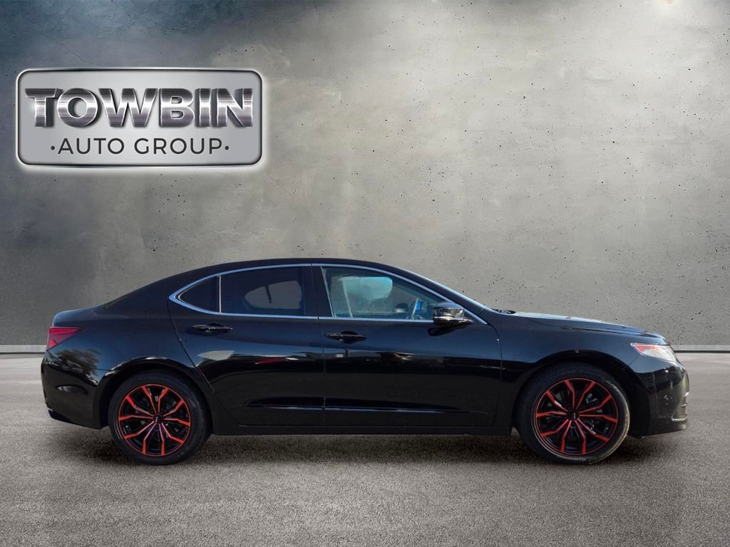 Used 2017 Acura TLX w/ Technology Package FWD image 3
