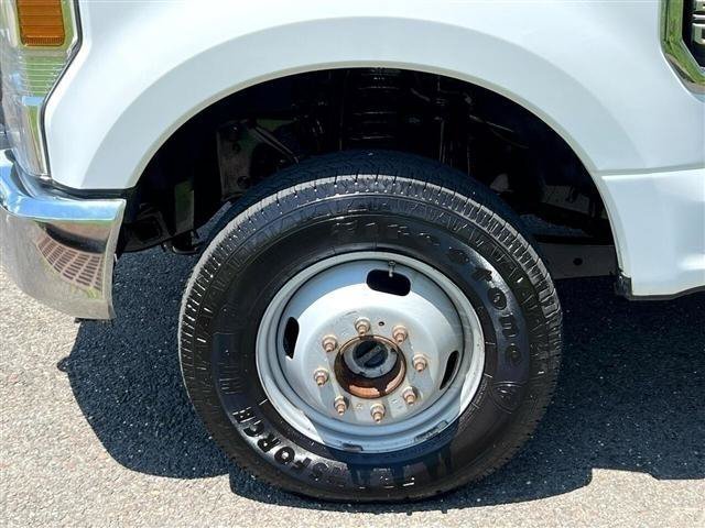 Used 2020 Ford F350 XL w/ Power Equipment Group AWD/4WD image 35