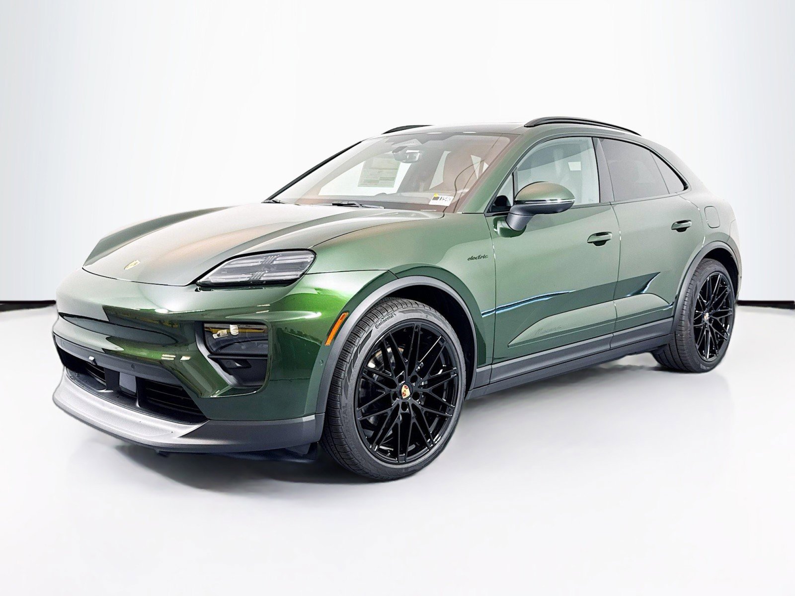 New 2024 Porsche Macan 4 Electric