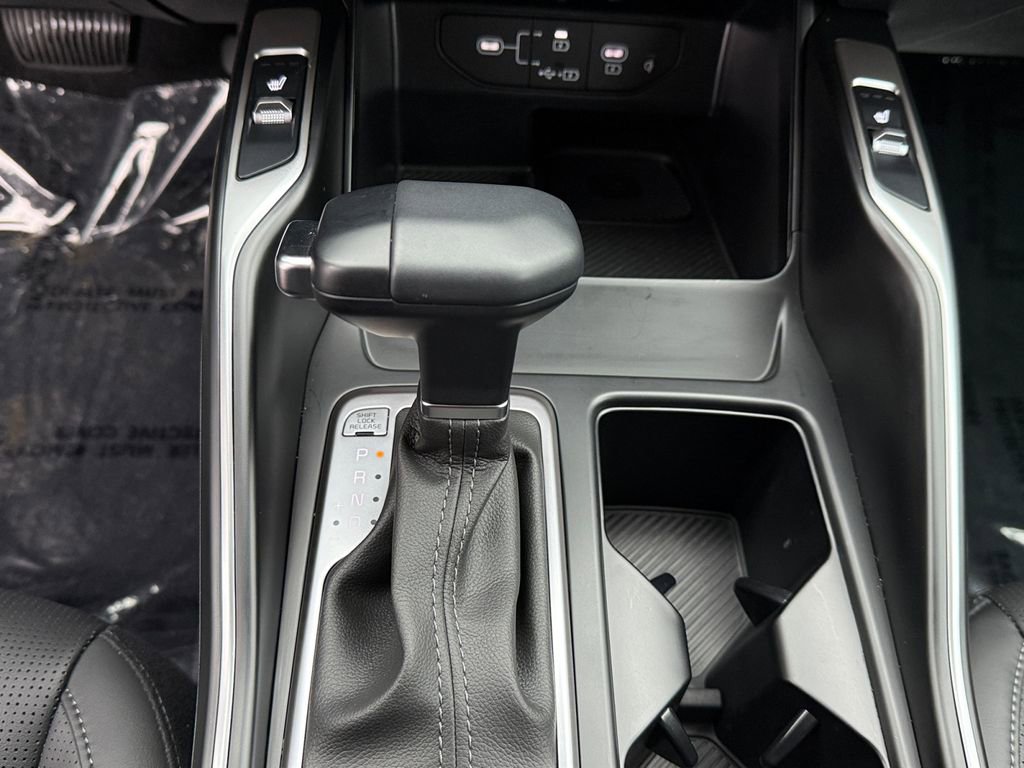 Used 2025 Kia Sorento EX image 20