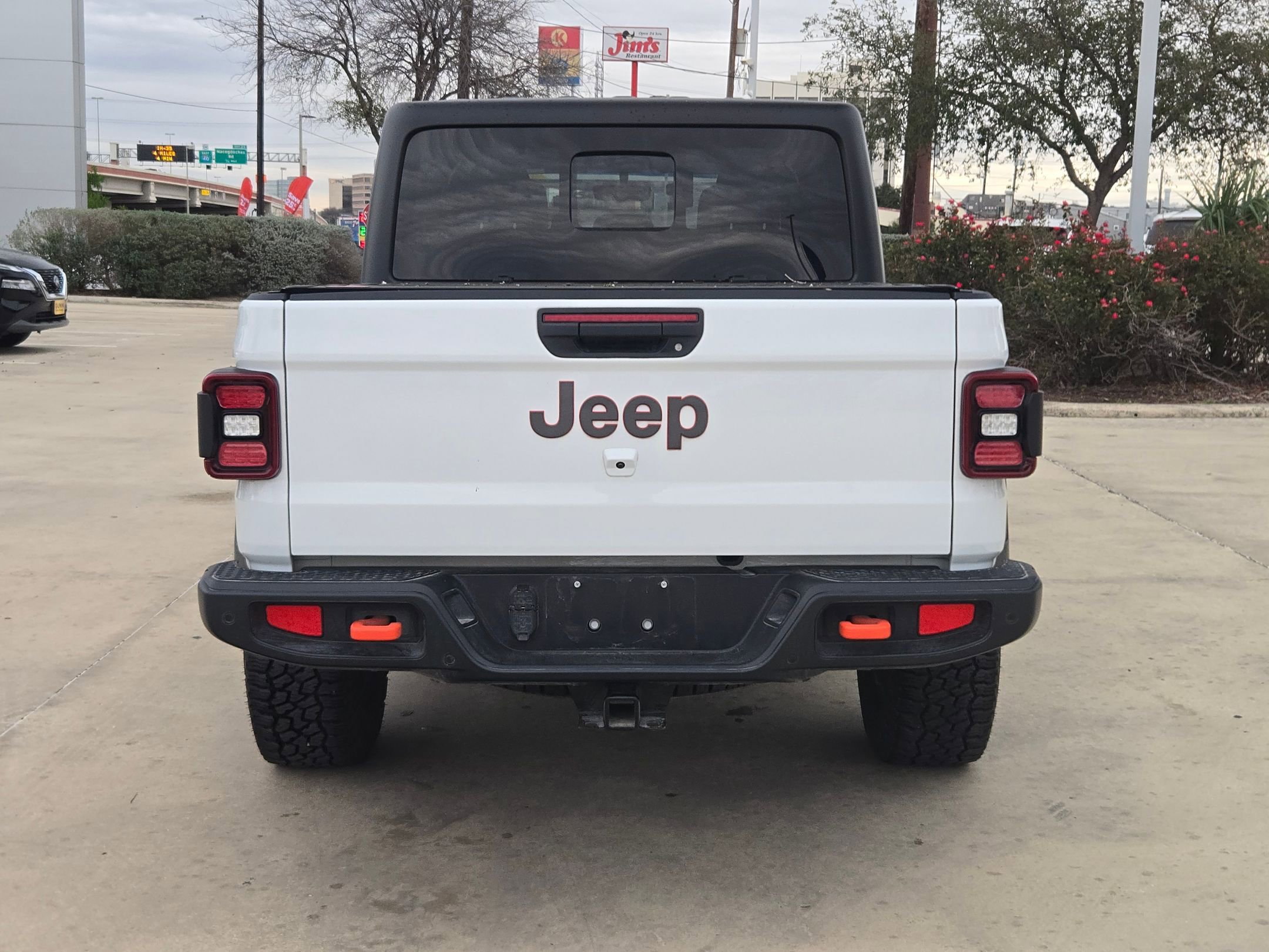 Used 2023 Jeep Gladiator Mojave w/ LED Lighting Group image 4