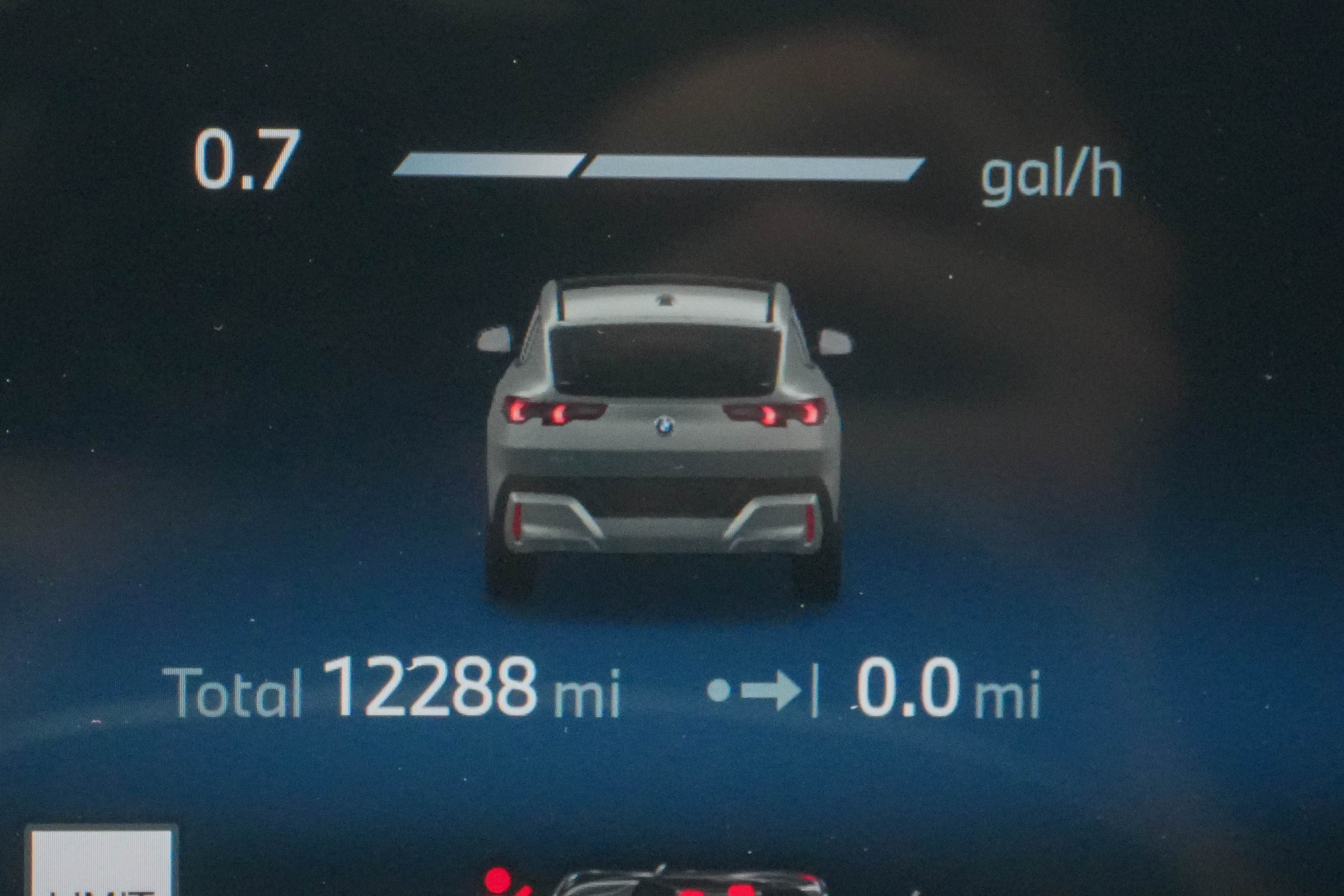 Certified 2025 BMW X2 xDrive28i AWD/4WD image 22