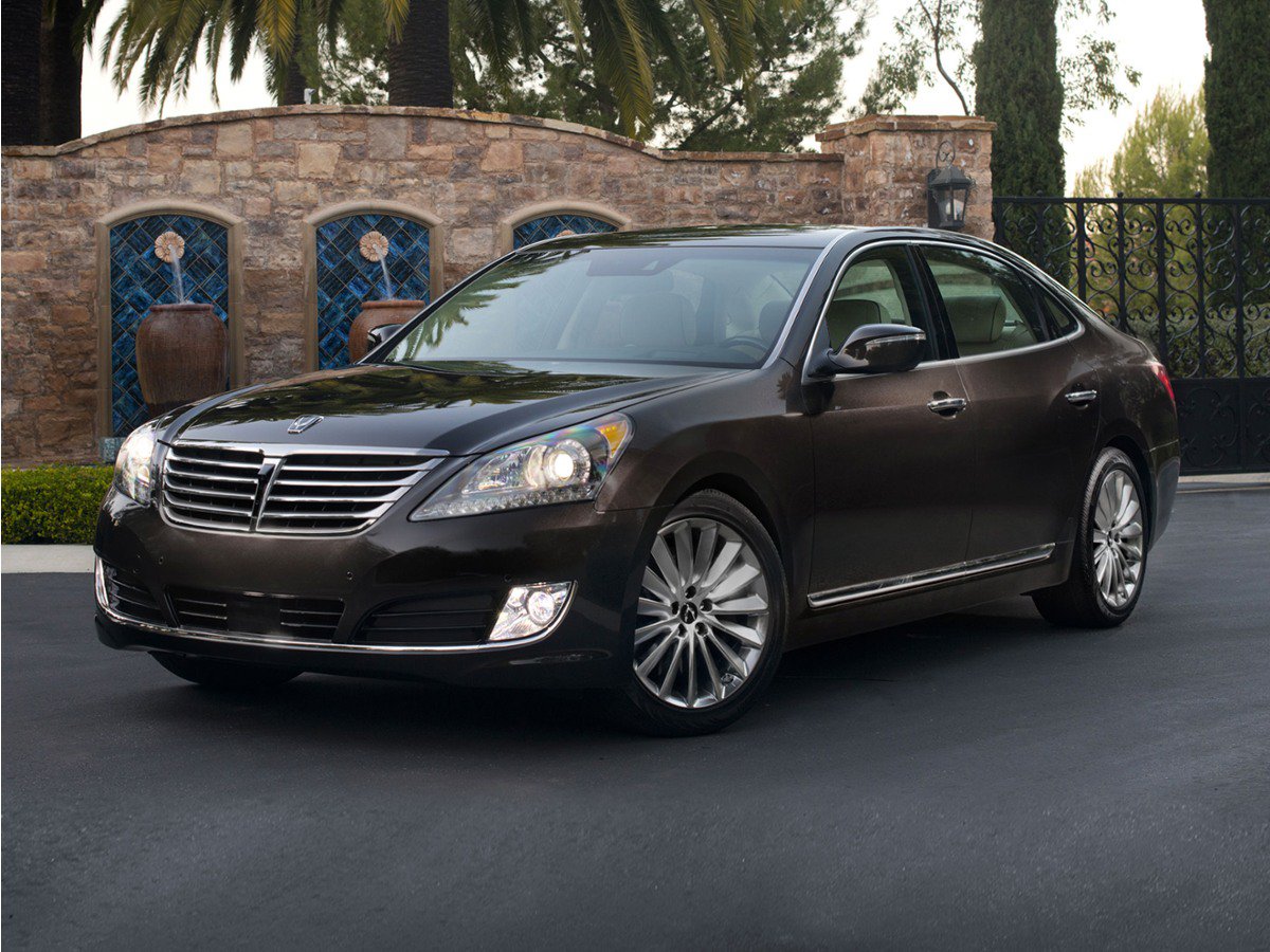 Used 2015 Hyundai Equus Signature RWD image 1