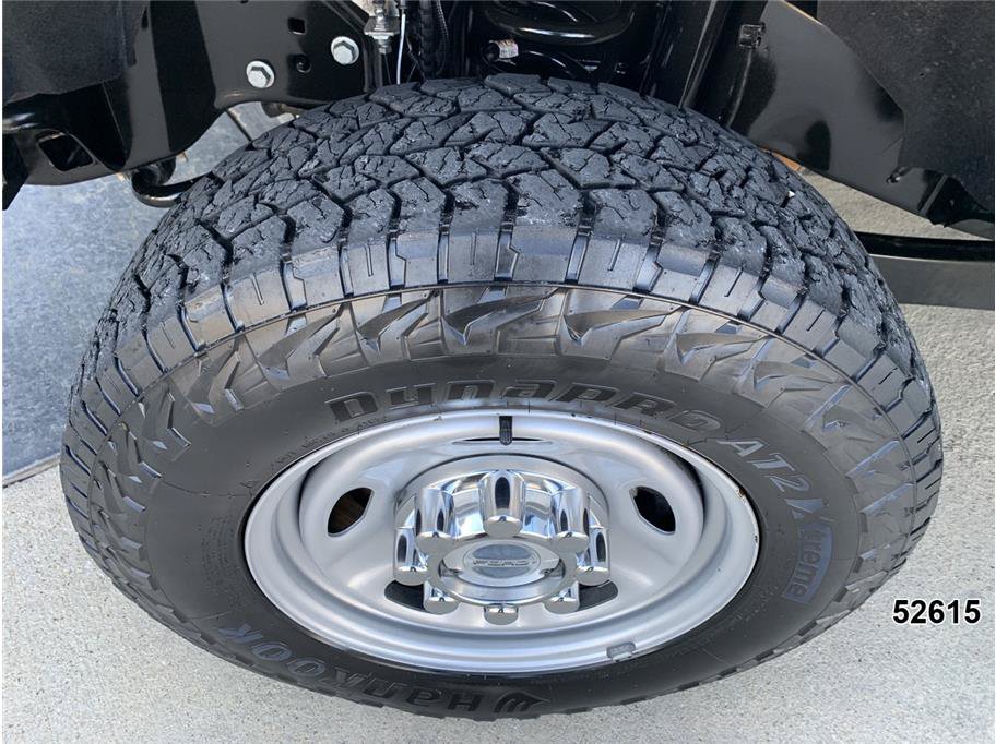 Used 2022 Ford F350 XL w/ Power Equipment Group AWD/4WD image 24