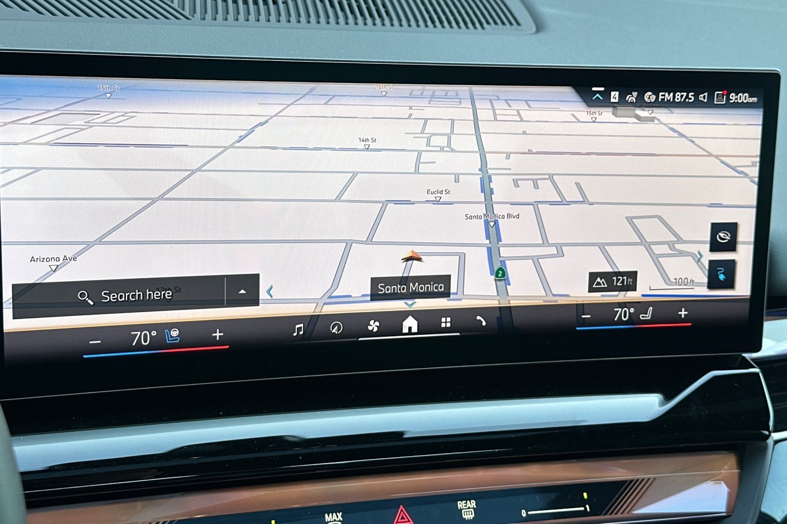 New 2027 BMW i5 eDrive40 w/ Premium Package RWD image 17
