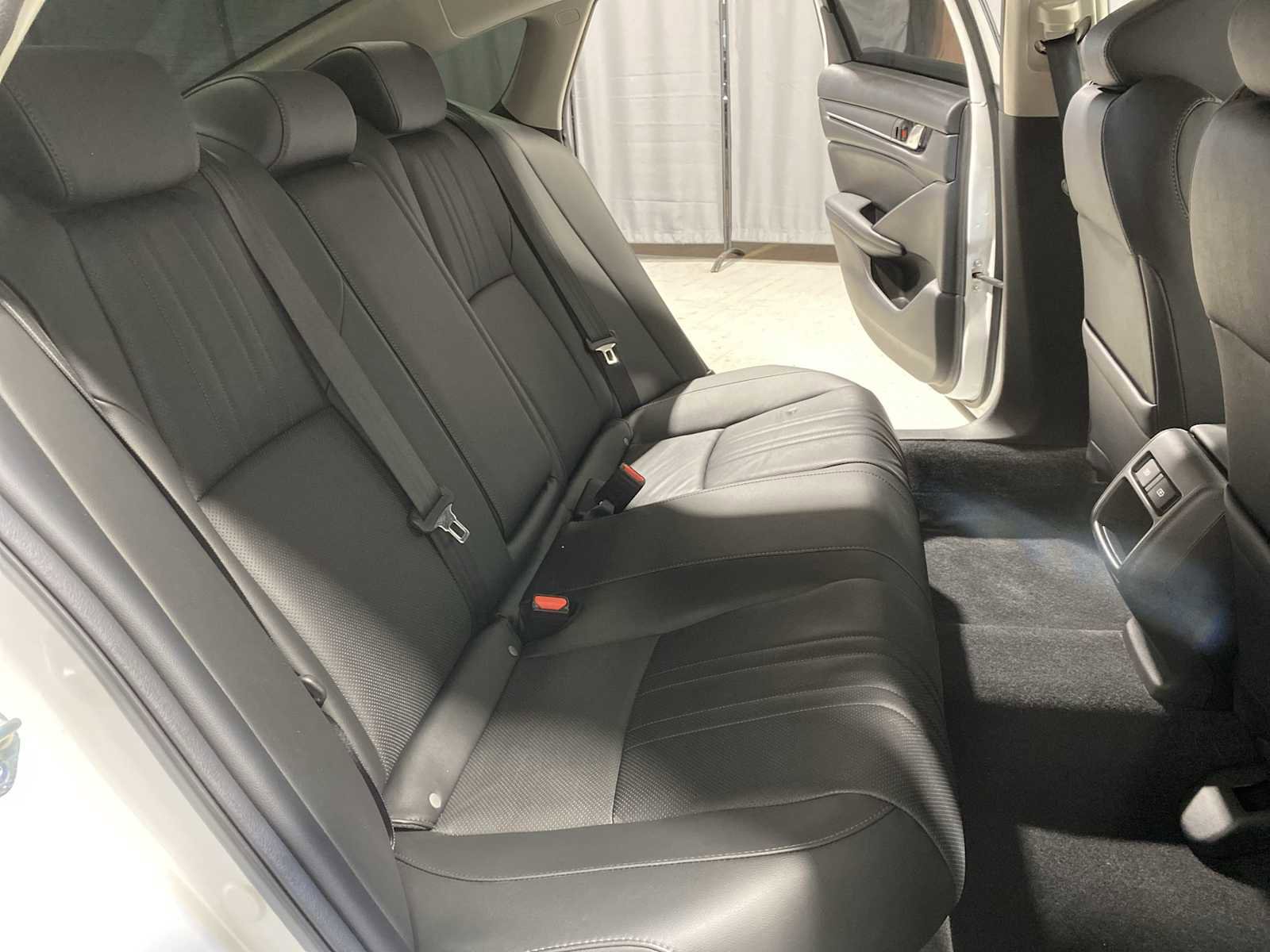 Used 2021 Honda Accord Sport Special Edition image 13