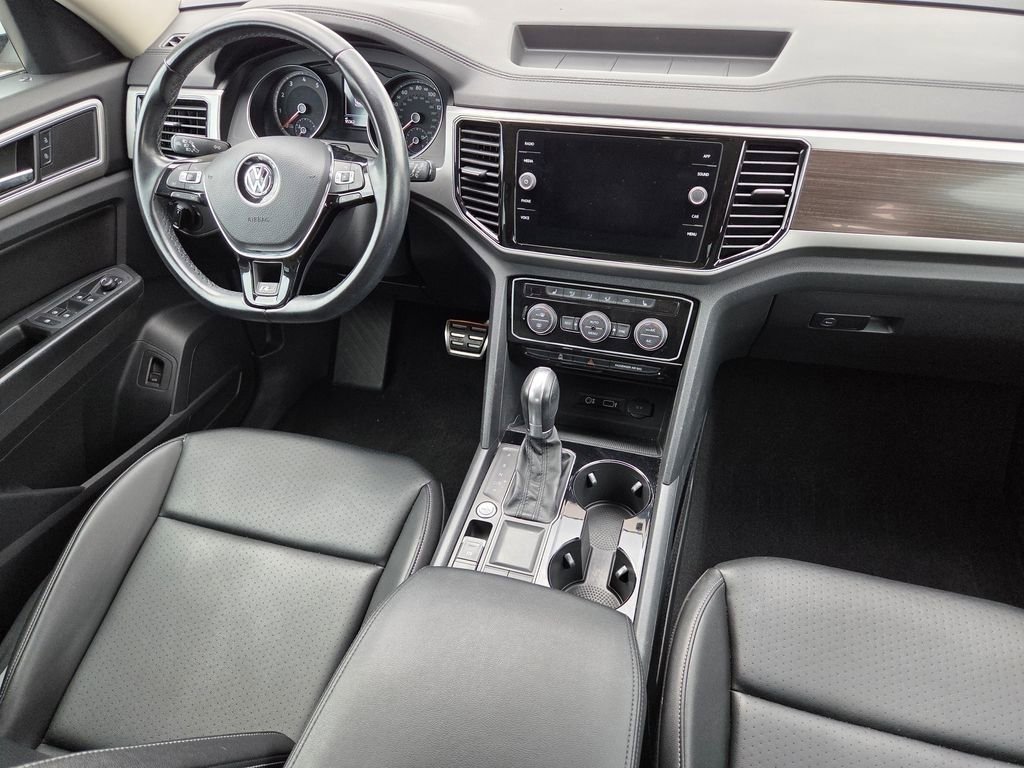 Used 2018 Volkswagen Atlas SEL w/ R-Line Package FWD image 32