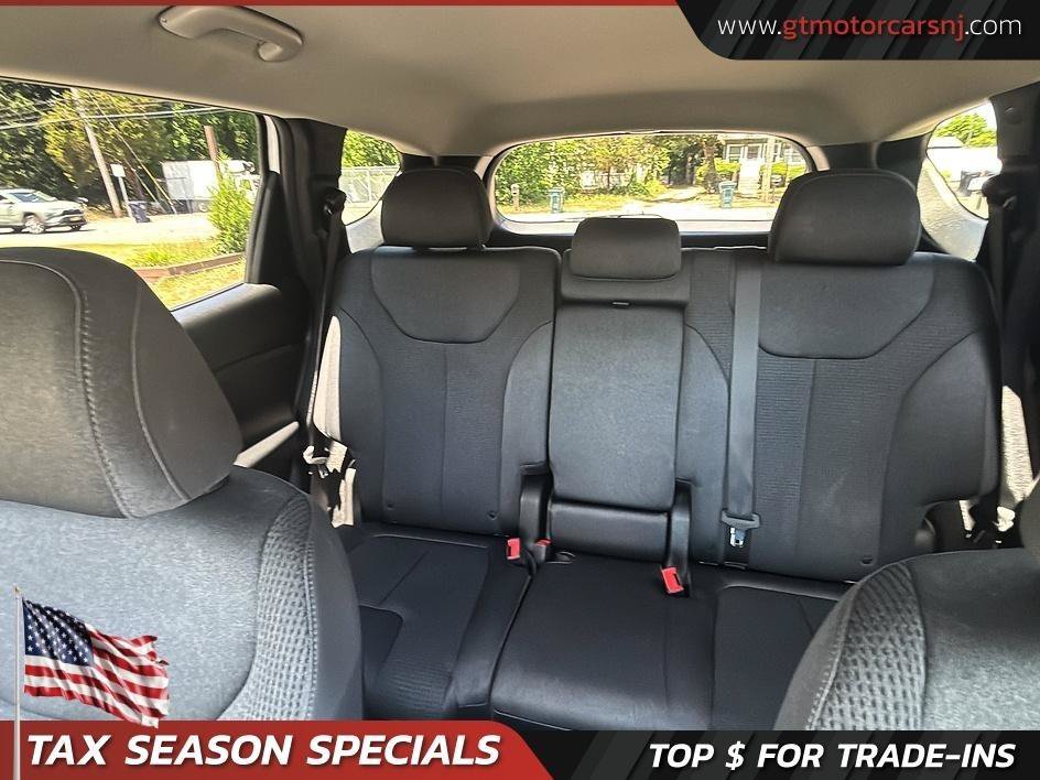 Used 2020 Hyundai Santa Fe SE AWD/4WD image 27