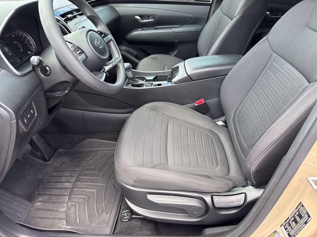 Used 2023 Hyundai Santa Cruz SE AWD/4WD image 9
