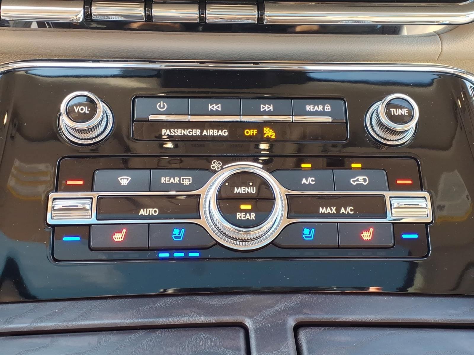 Used 2019 Lincoln Navigator Reserve AWD/4WD image 22