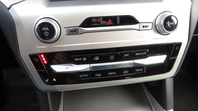 Certified 2022 Ford Explorer XLT w/ Equipment Group 202A image 22