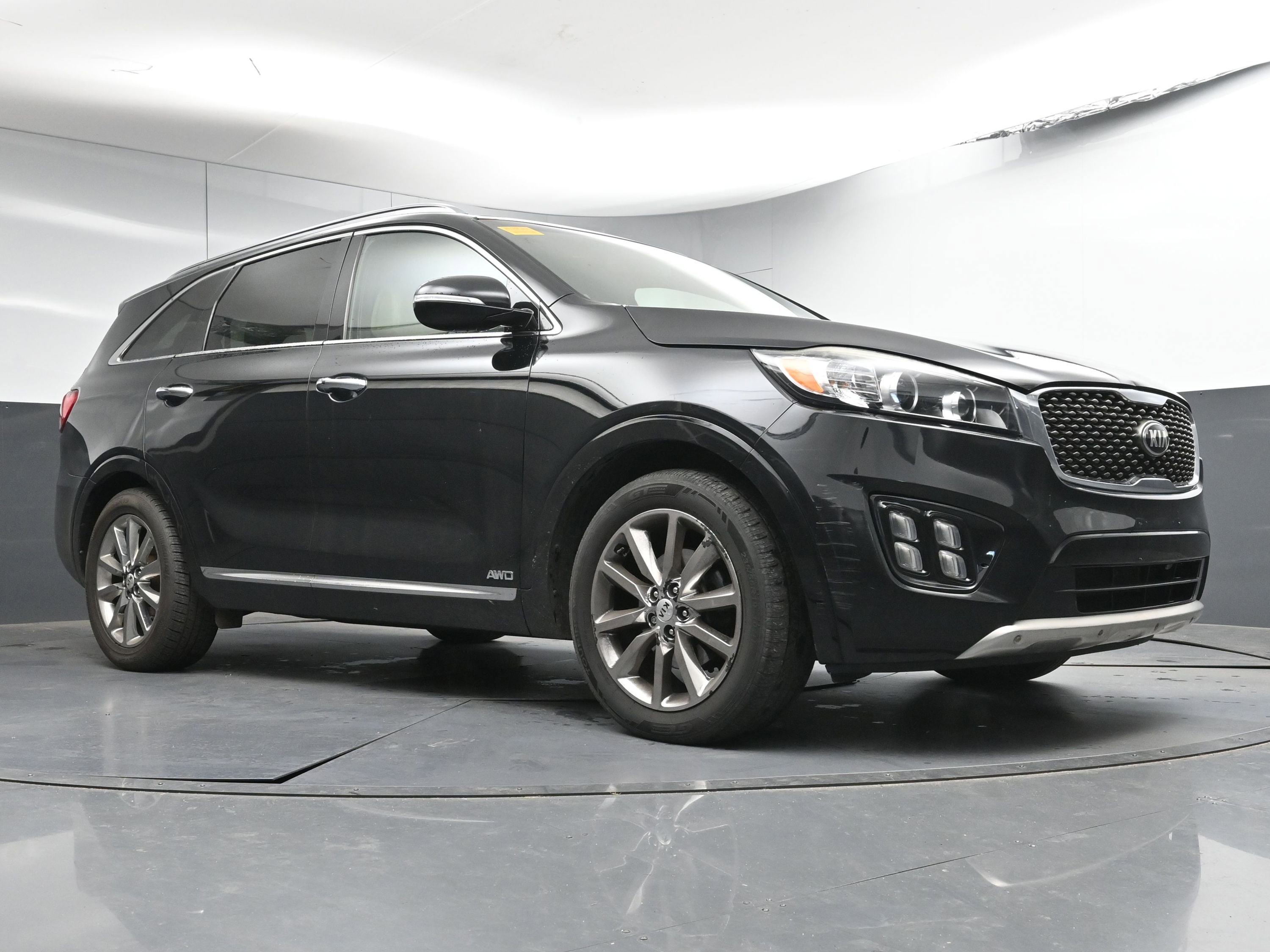 Used 2016 Kia Sorento SX image 24