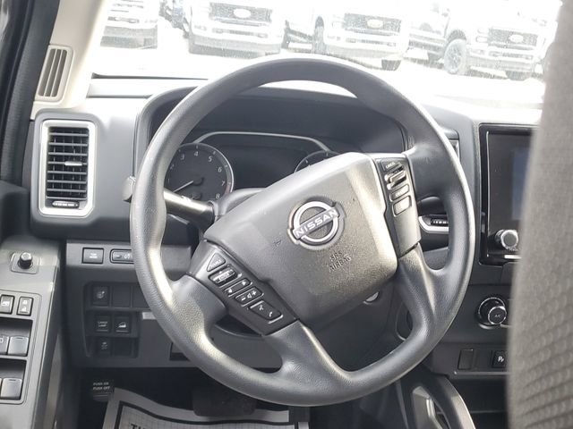 Used 2022 Nissan Frontier SV w/ Graphics Package image 10