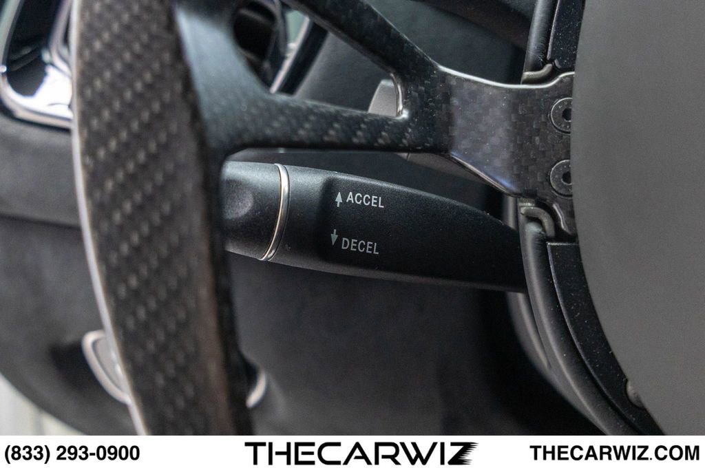 Used 2019 Aston Martin V8 Vantage Coupe RWD image 56