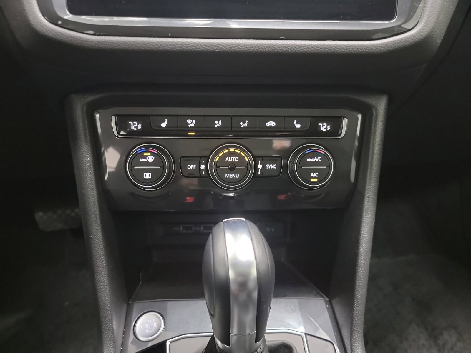 Used 2019 Volkswagen Tiguan SE w/ Panoramic Sunroof Package image 21
