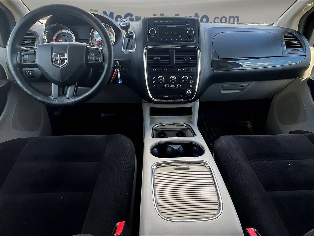 Used 2014 Dodge Grand Caravan SXT FWD image 9