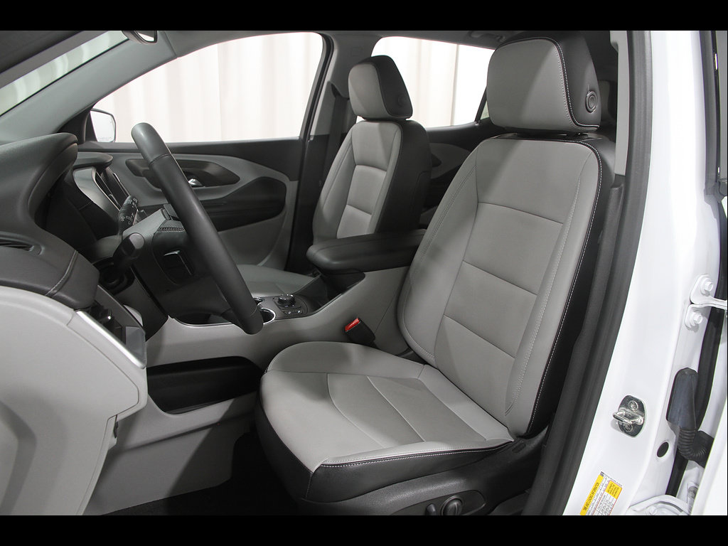 Certified 2023 GMC Terrain SLT w/ Infotainment Package II AWD/4WD image 5
