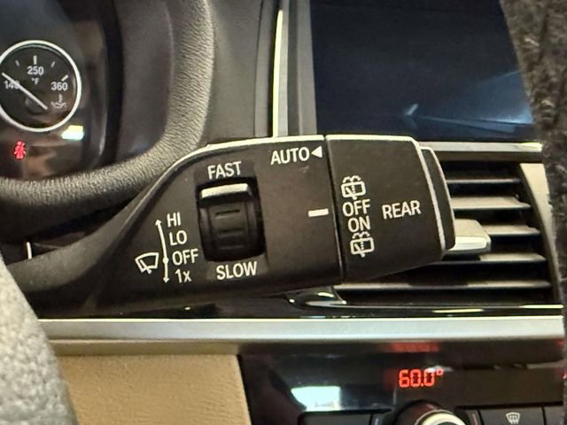 Used 2017 BMW X3 xDrive28i AWD/4WD image 30