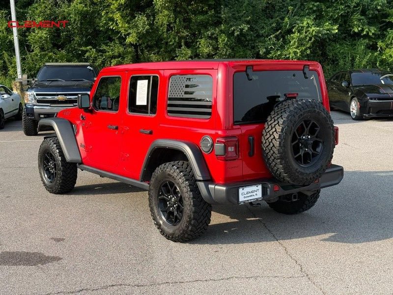 Used 2024 Jeep Wrangler Unlimited Sport AWD/4WD image 3