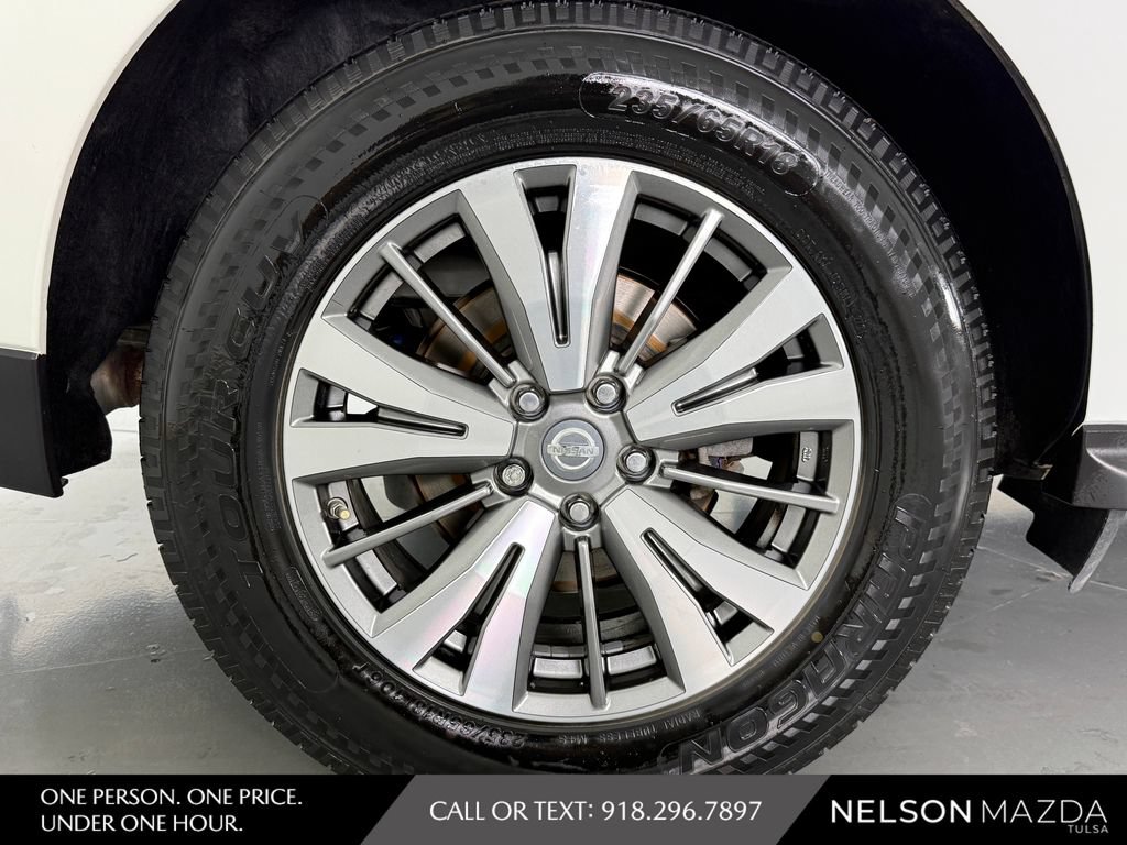 Used 2018 Nissan Pathfinder S FWD image 13