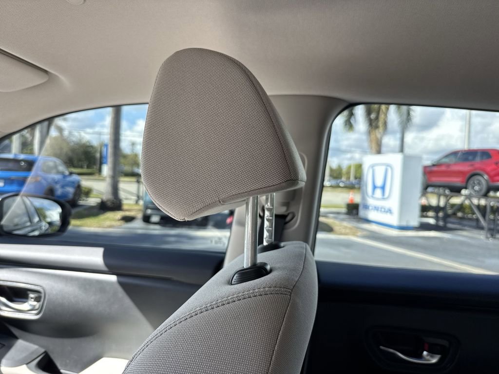 Used 2024 Honda HR-V LX image 12