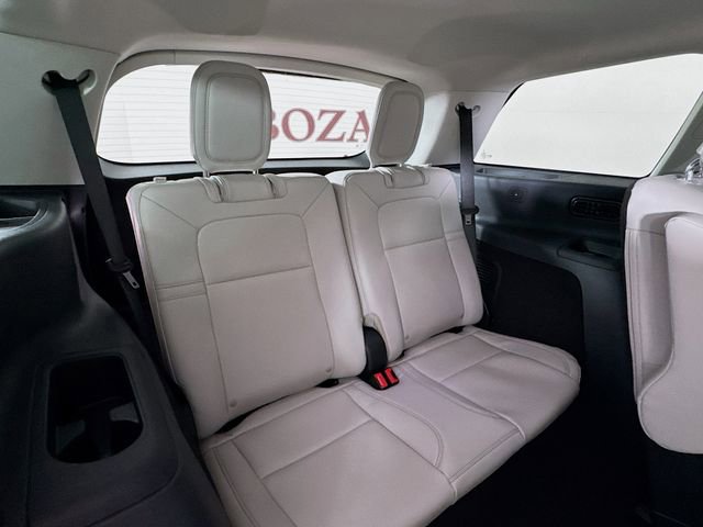 New 2026 Lincoln Aviator AWD image 28