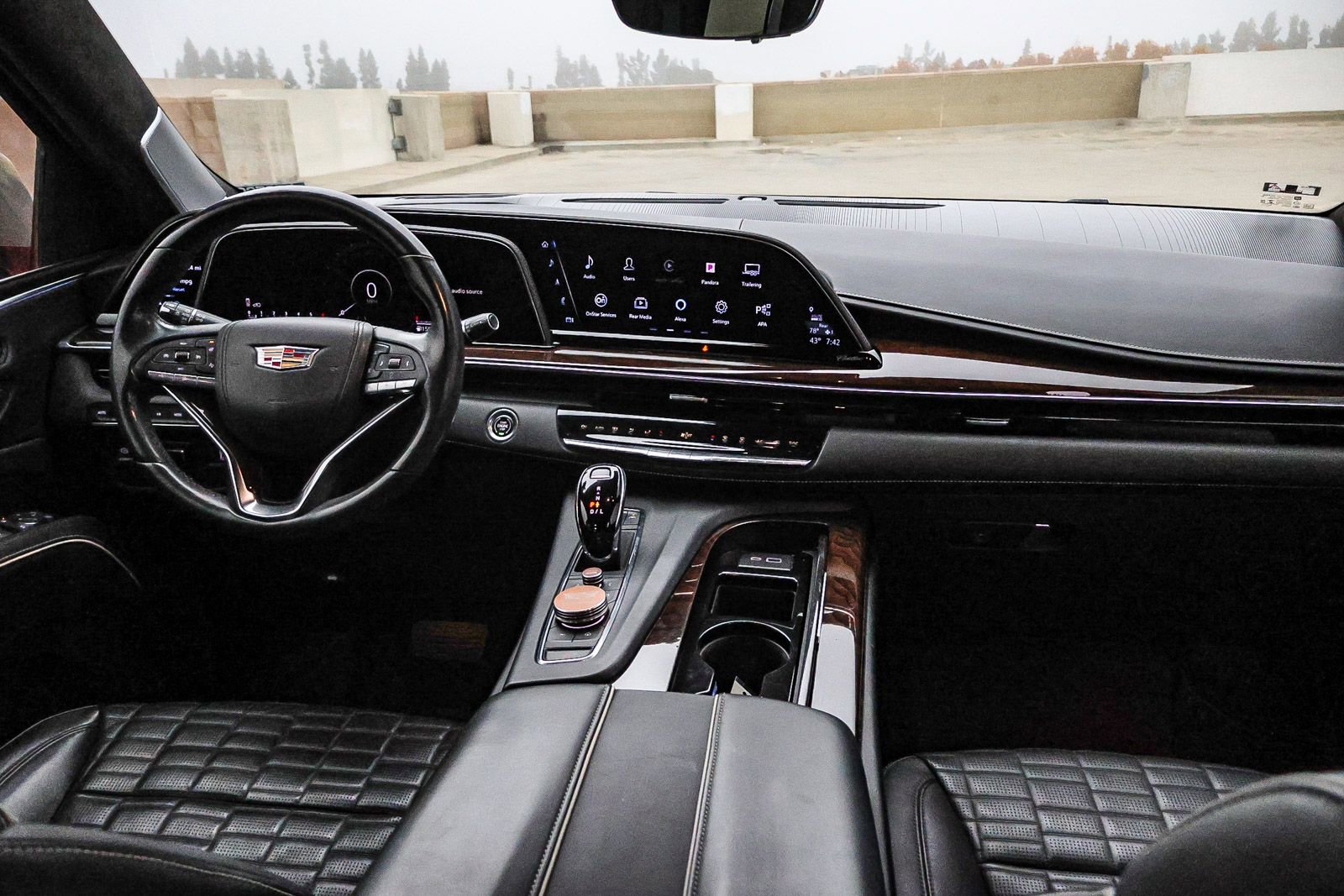 Used 2023 Cadillac Escalade Sport Platinum w/ LPO, ONYX Package image 23