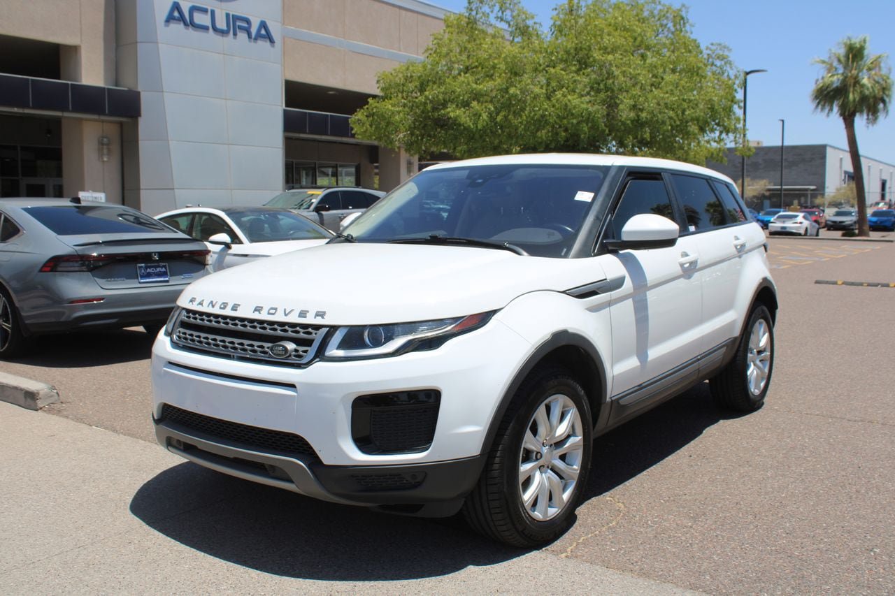 Used 2019 Land Rover Range Rover Evoque SE AWD/4WD image 10