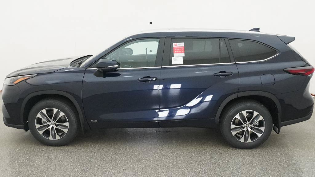 New 2026 Toyota Highlander XLE AWD/4WD image 6