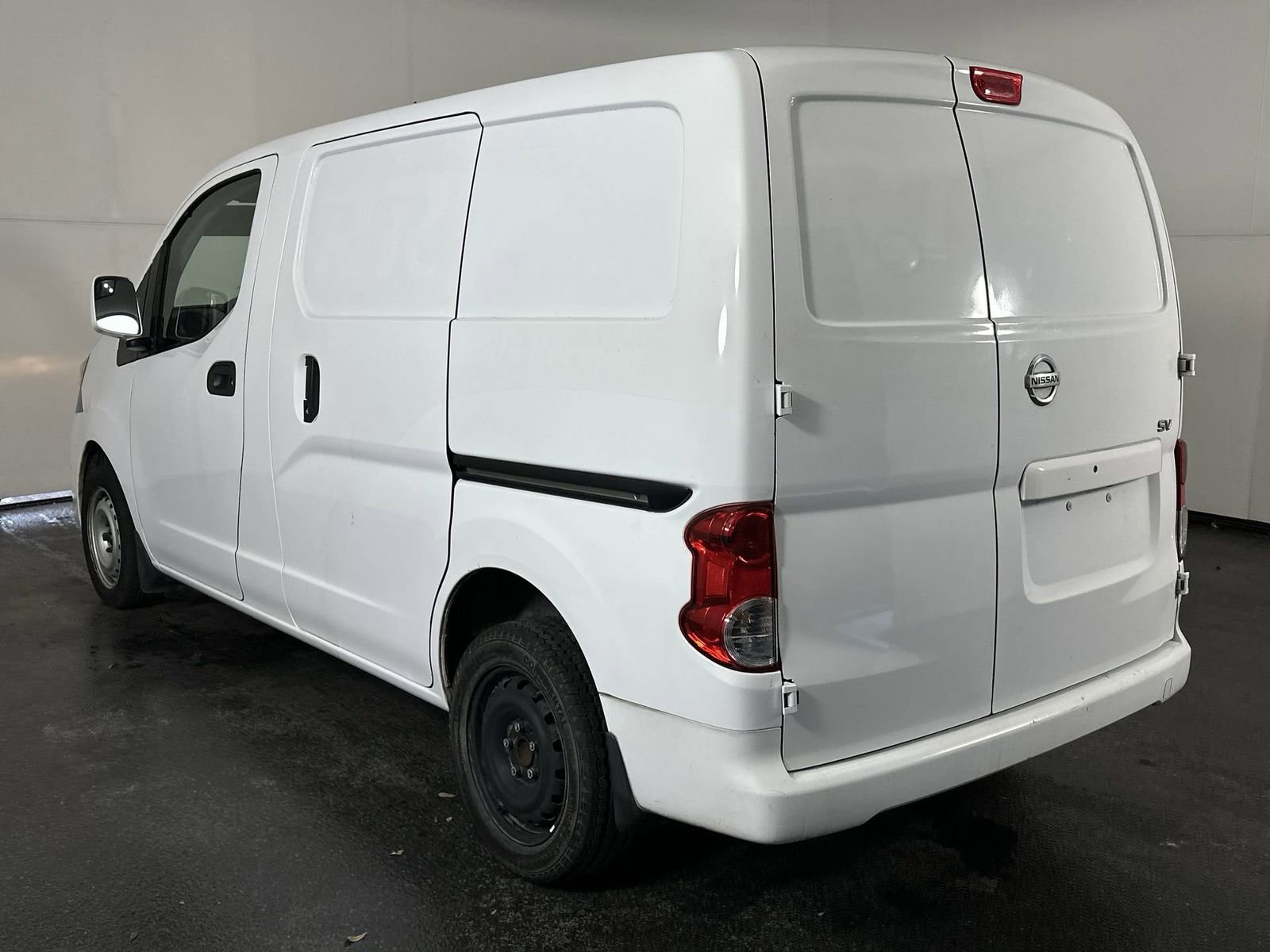 Used 2020 Nissan NV200 SV image 9