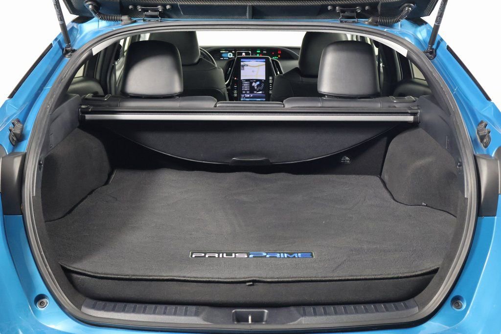 Used 2019 Toyota Prius Prime Advanced image 14