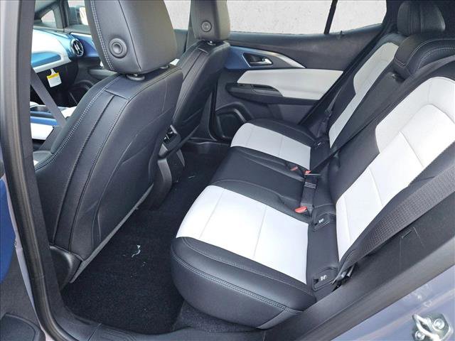 New 2026 Chevrolet Equinox EV LT image 16