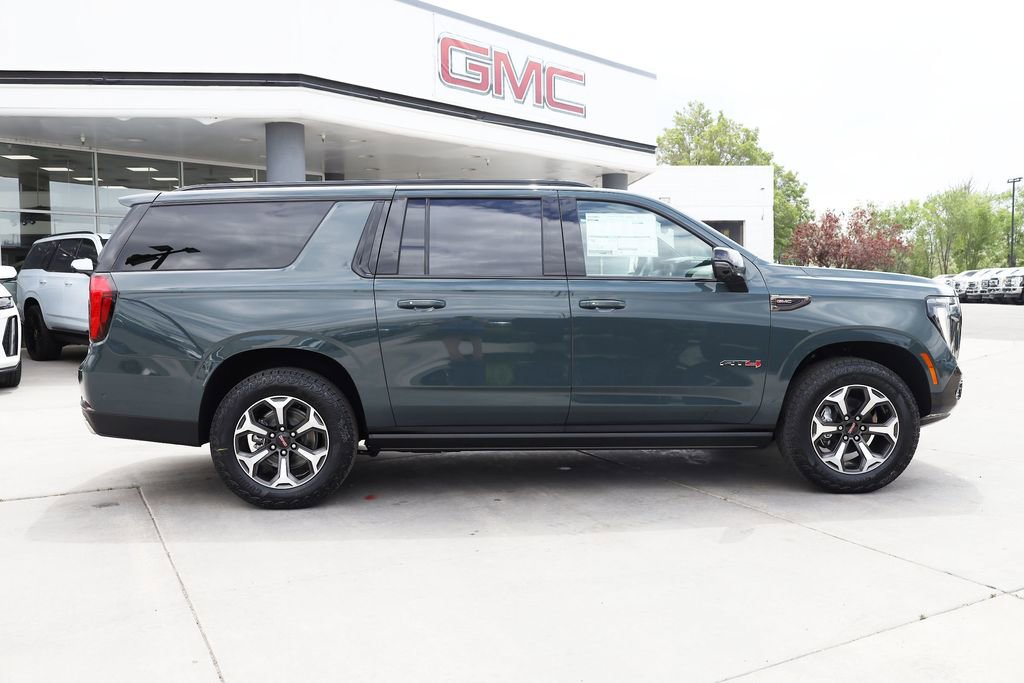 New 2026 GMC Yukon XL AT4 Ultimate AWD/4WD image 7