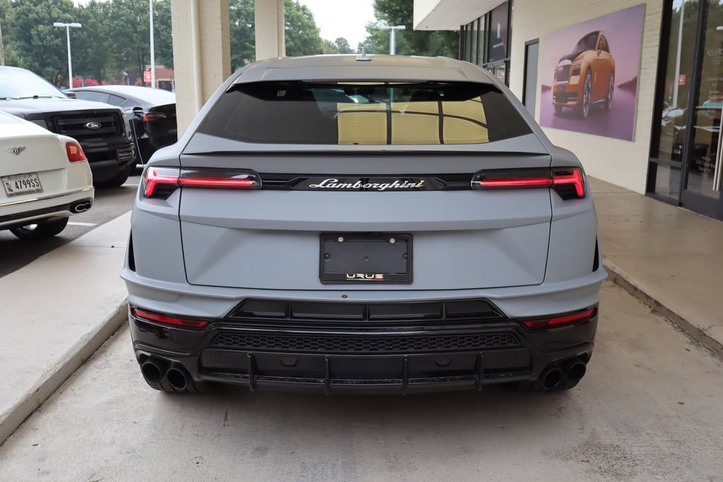 Used 2024 Lamborghini Urus S AWD/4WD image 5