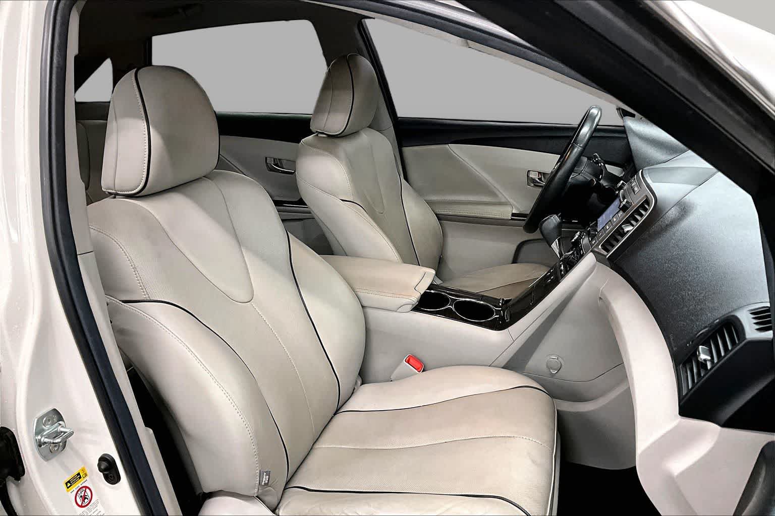 Used 2015 Toyota Venza XLE w/ XLE Premium Package FWD image 9