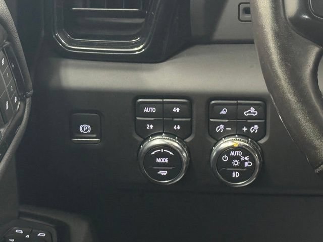 Used 2022 GMC Sierra 1500 AT4 w/ AT4 Preferred Package AWD/4WD image 14