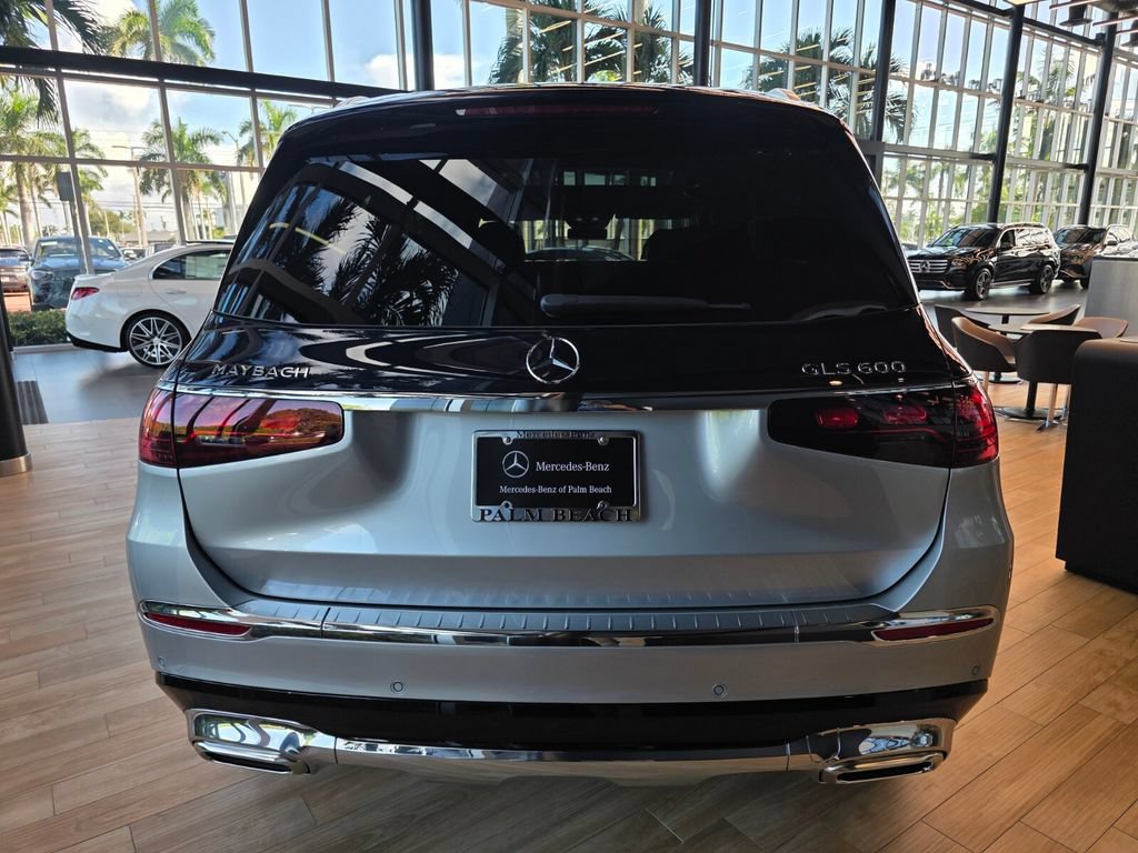 New 2026 Mercedes-Benz Maybach GLS 600 4MATIC image 4