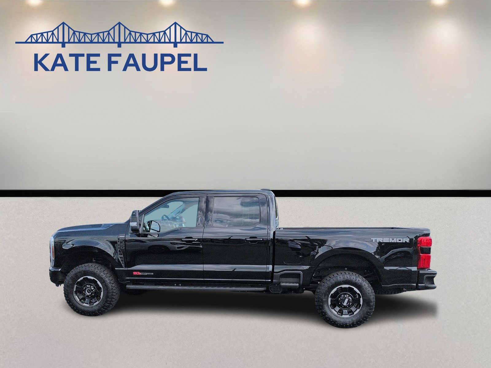 New 2026 Ford F350 Lariat w/ Tremor Off-Road Package AWD/4WD image 4