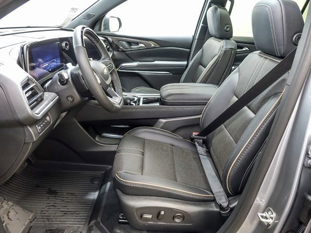 New 2026 Chevrolet Traverse High Country w/ LPO, Floor Liner Package image 8