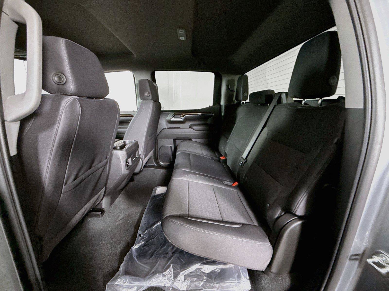 New 2026 Chevrolet Silverado 1500 LT w/ Z71 Off-Road Package AWD/4WD image 17
