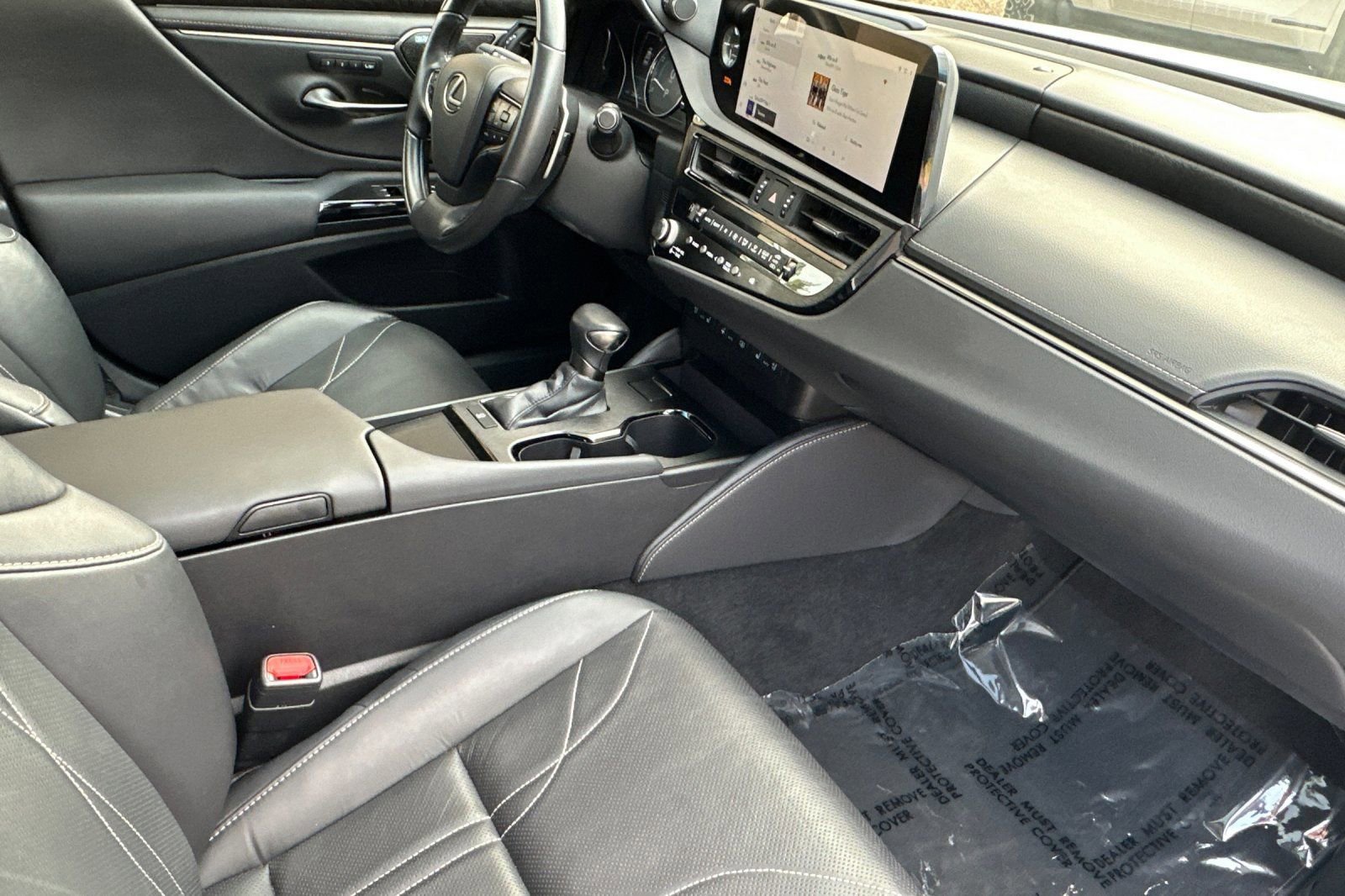 Used 2023 Lexus ES 350 Luxury image 16