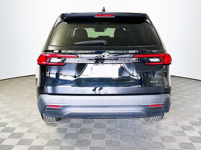 Certified 2025 Toyota Grand Highlander FWD image 7