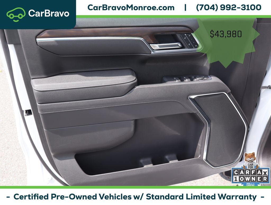Certified 2025 GMC Sierra 1500 SLT AWD/4WD image 17