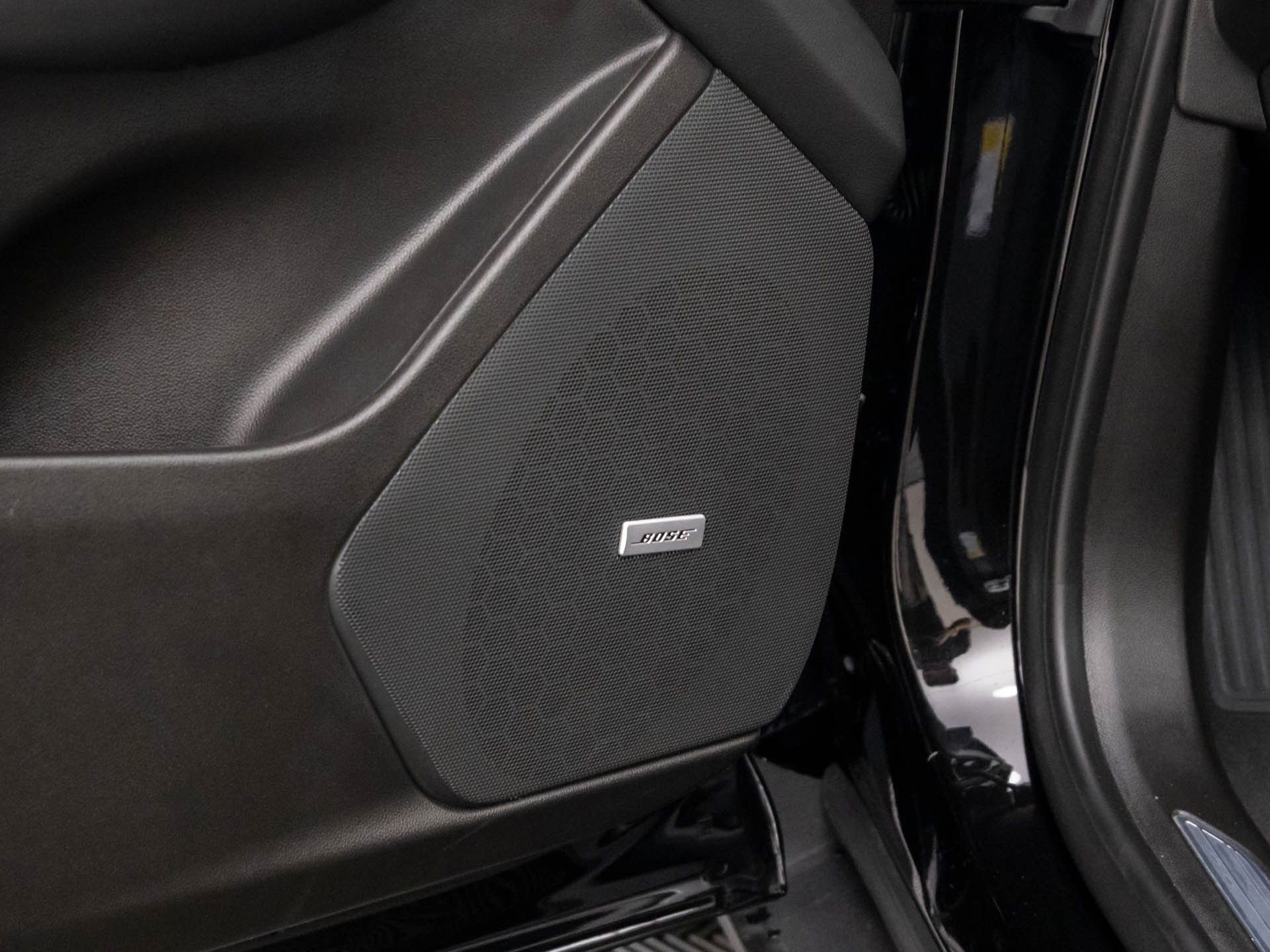 New 2026 Cadillac XT5 Premium Luxury w/ LPO, Floor Liner Package image 16